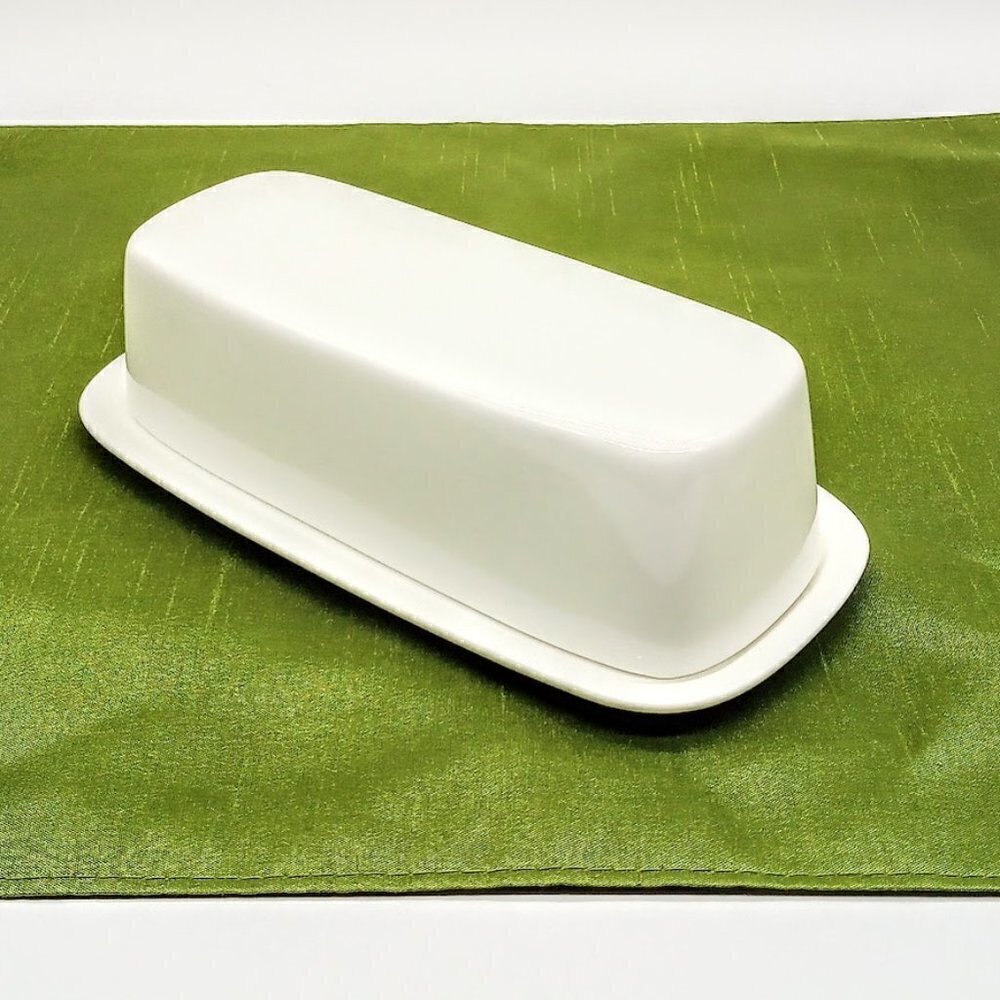 Fitz & Floyd Nevaeh White Fine Bone China Covered Butter Dish